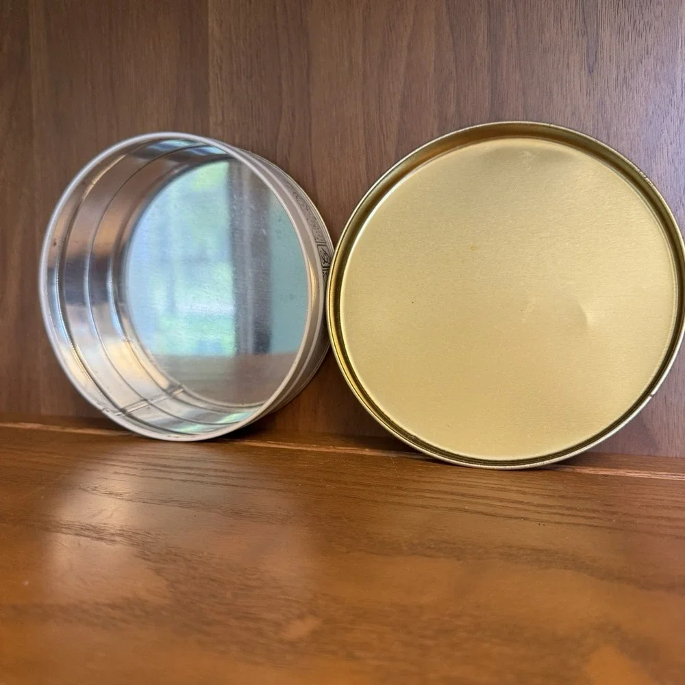 Currier and Ives Tin with Lid 